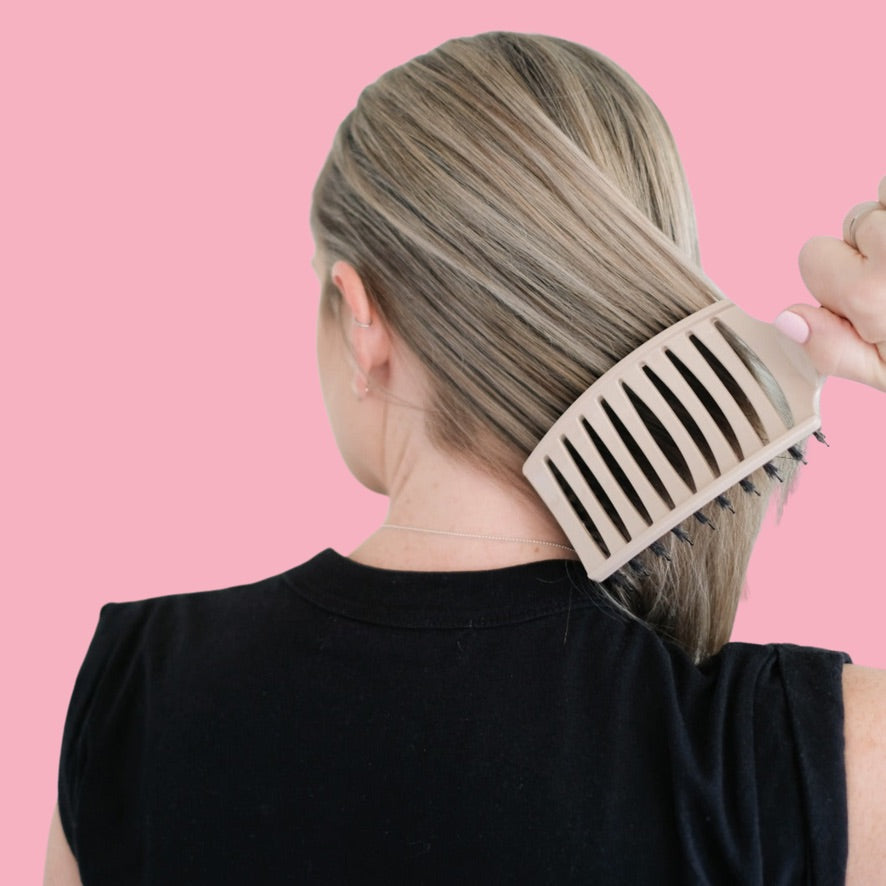 Scream-Free® Detangling Brush: Maxi Latte